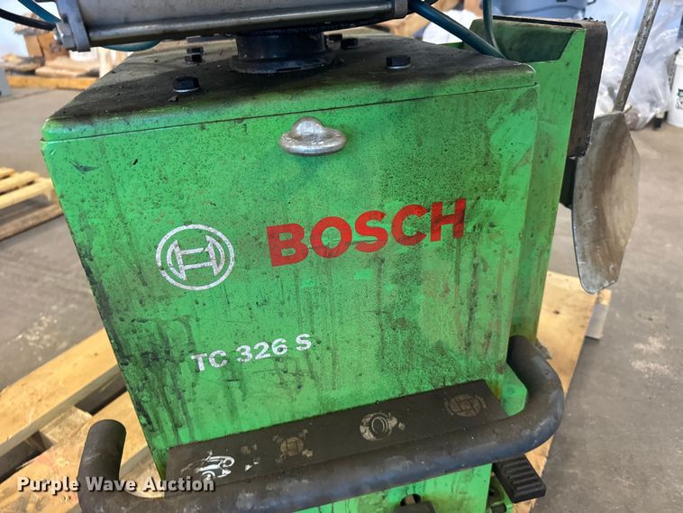 image for item ER2412 Bosch TC326 S tire machine