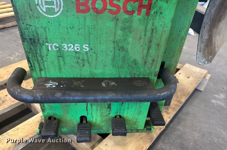 image for item ER2412 Bosch TC326 S tire machine