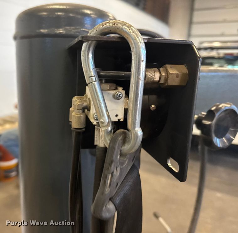 image for item ER2412 Bosch TC326 S tire machine