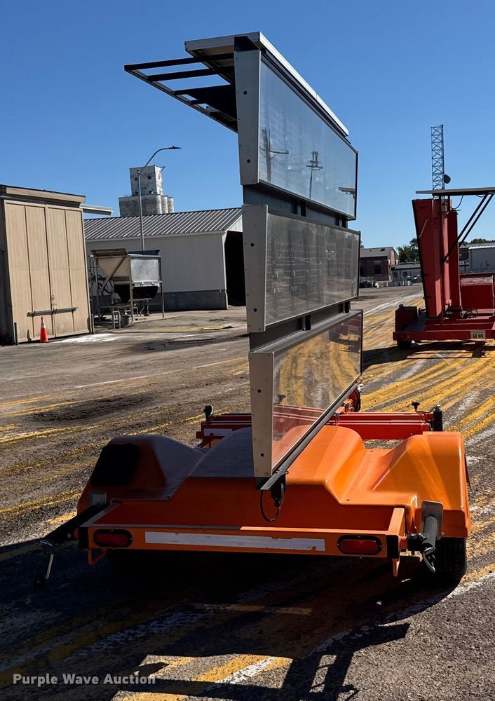 image for item ER2419 2020 ADDCO message board trailer