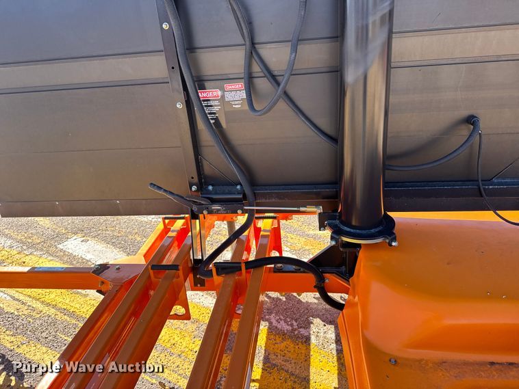 image for item ER2419 2020 ADDCO message board trailer