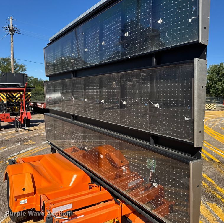 image for item ER2419 2020 ADDCO message board trailer