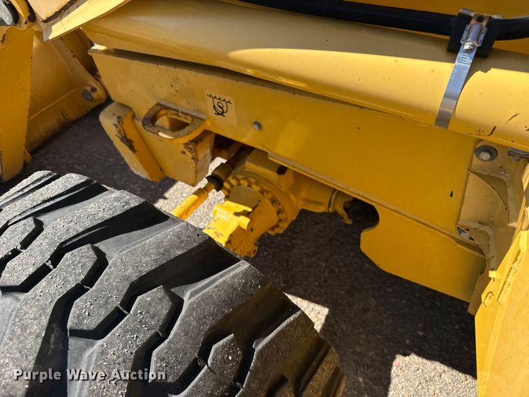 image for item ER2420 2005 John Deere 310G backhoe