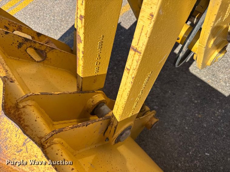 image for item ER2420 2005 John Deere 310G backhoe