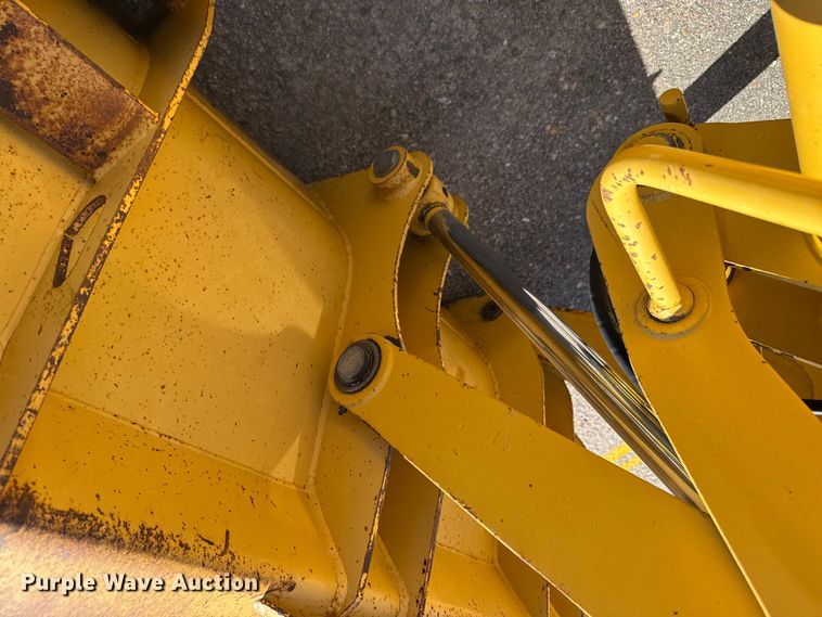 image for item ER2420 2005 John Deere 310G backhoe