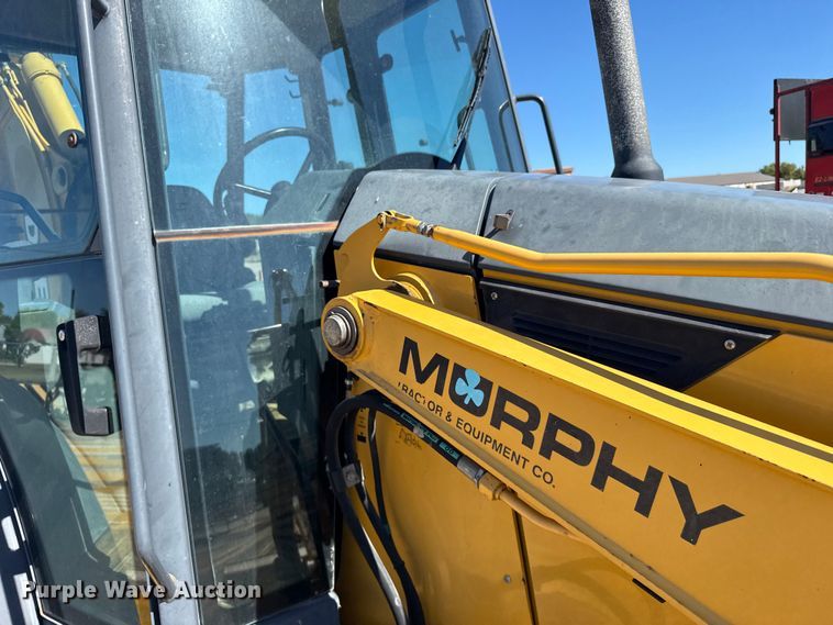 image for item ER2420 2005 John Deere 310G backhoe