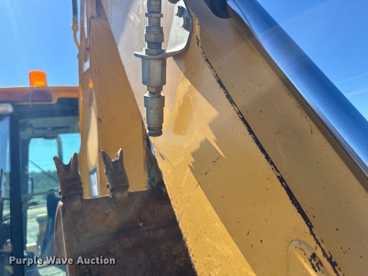 image for item ER2420 2005 John Deere 310G backhoe