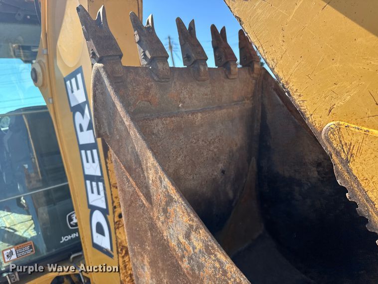 image for item ER2420 2005 John Deere 310G backhoe