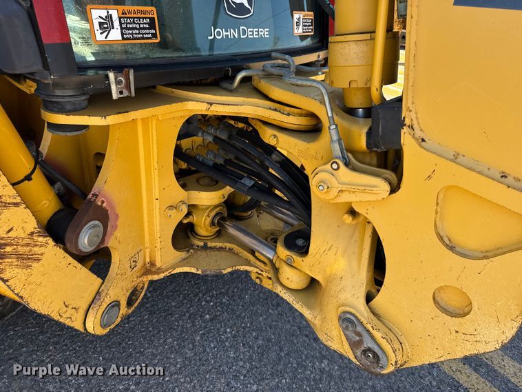 image for item ER2420 2005 John Deere 310G backhoe