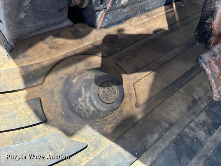 image for item ER2420 2005 John Deere 310G backhoe