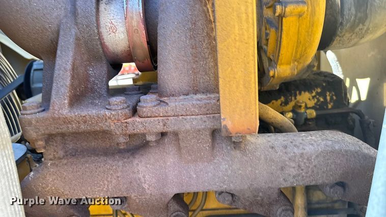 image for item ER2420 2005 John Deere 310G backhoe