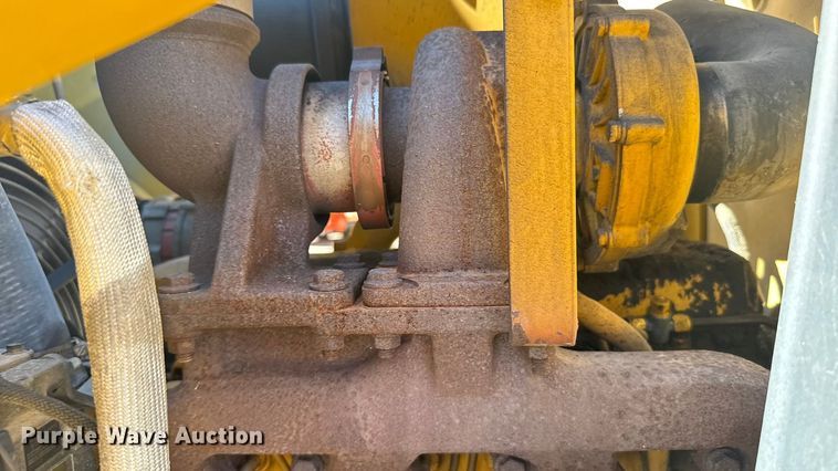 image for item ER2420 2005 John Deere 310G backhoe