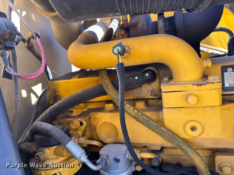 image for item ER2420 2005 John Deere 310G backhoe