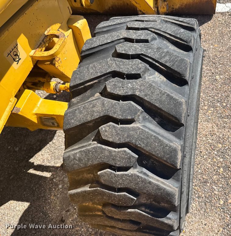 image for item ER2420 2005 John Deere 310G backhoe