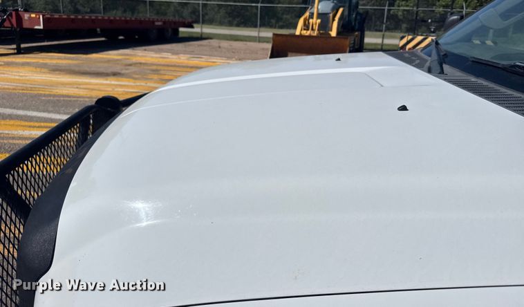 image for item ER2421 2008 Ford F250 Super Duty utility bed pickup truck