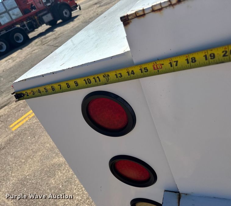 image for item ER2421 2008 Ford F250 Super Duty utility bed pickup truck