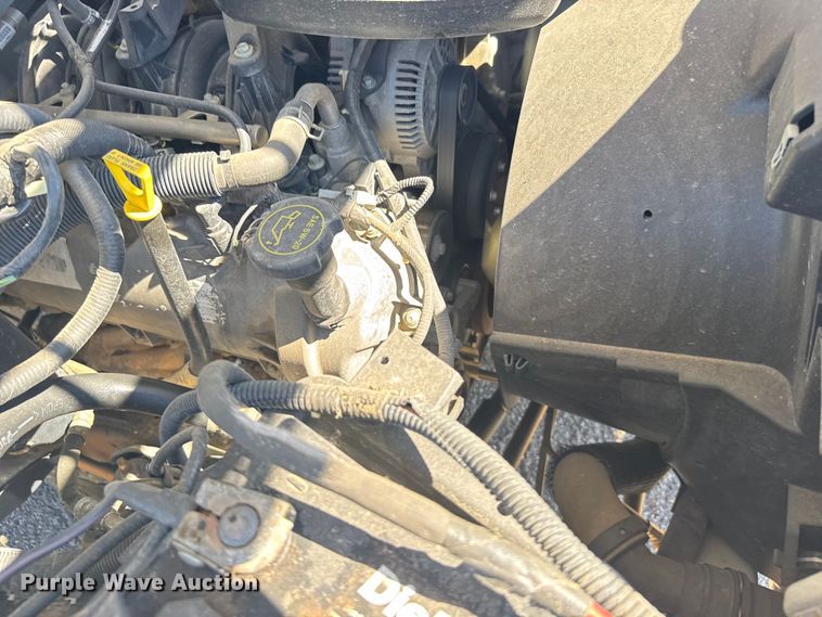 image for item ER2421 2008 Ford F250 Super Duty utility bed pickup truck