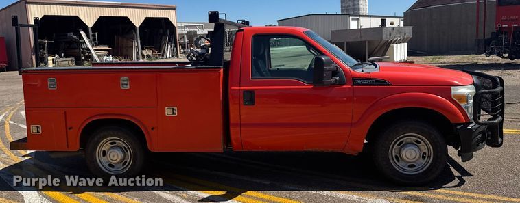 image for item ER2422 2011 Ford F250 Super Duty utility bed pickup truck