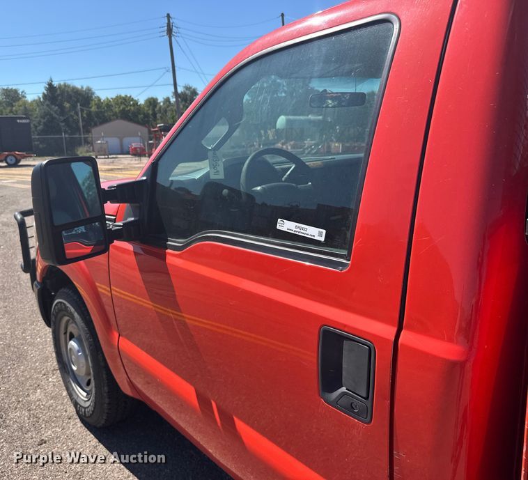 image for item ER2422 2011 Ford F250 Super Duty utility bed pickup truck