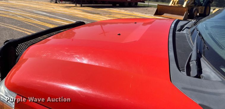 image for item ER2422 2011 Ford F250 Super Duty utility bed pickup truck