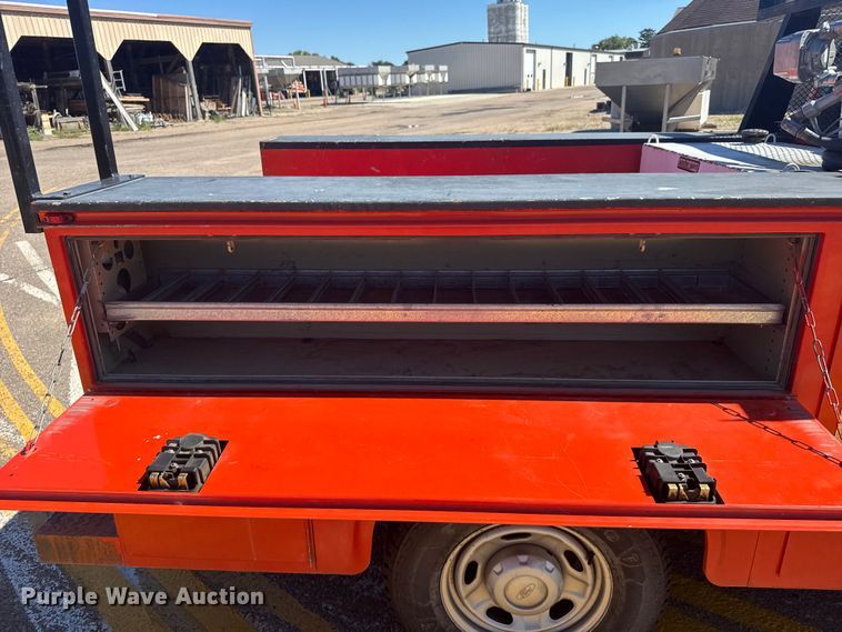 image for item ER2422 2011 Ford F250 Super Duty utility bed pickup truck