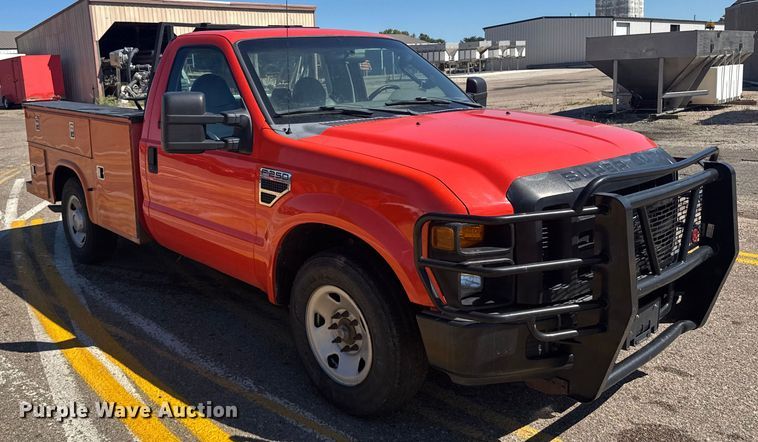 image for item ER2423 2009 Ford F250 Super Duty utility bed pickup truck