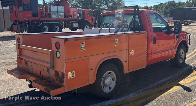 image for item ER2423 2009 Ford F250 Super Duty utility bed pickup truck