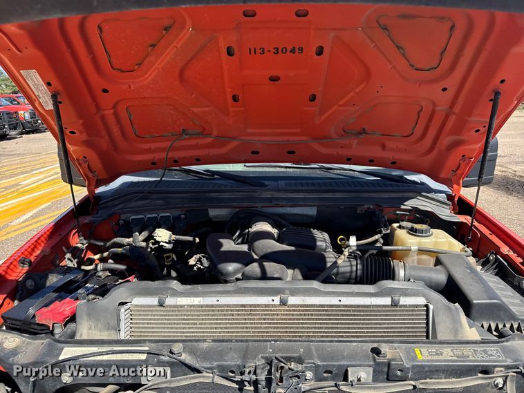 image for item ER2423 2009 Ford F250 Super Duty utility bed pickup truck