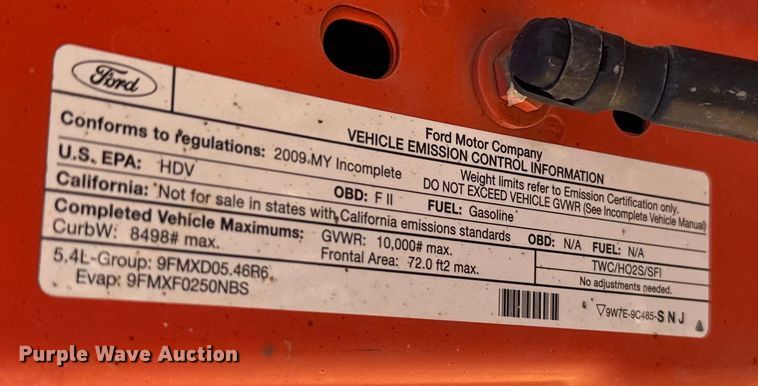 image for item ER2423 2009 Ford F250 Super Duty utility bed pickup truck