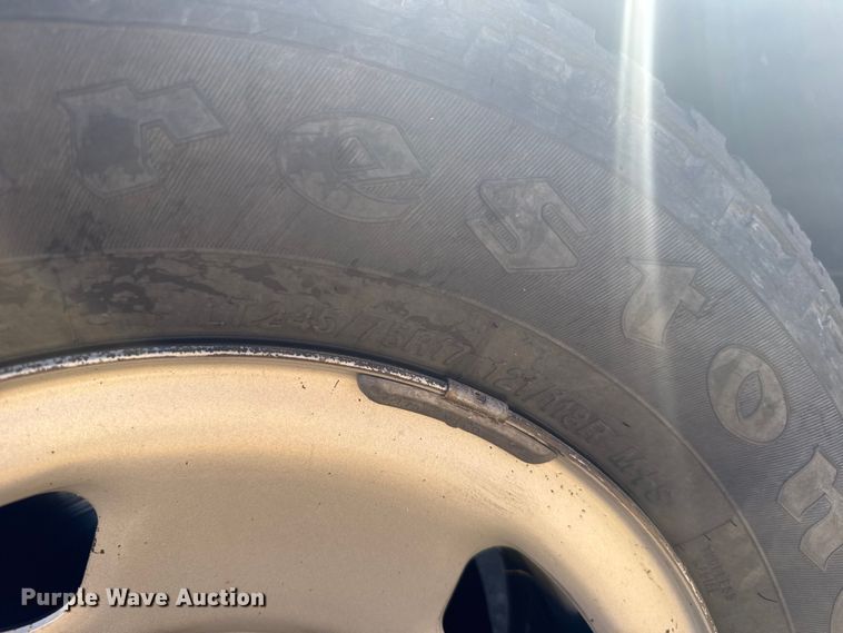 image for item ER2423 2009 Ford F250 Super Duty utility bed pickup truck