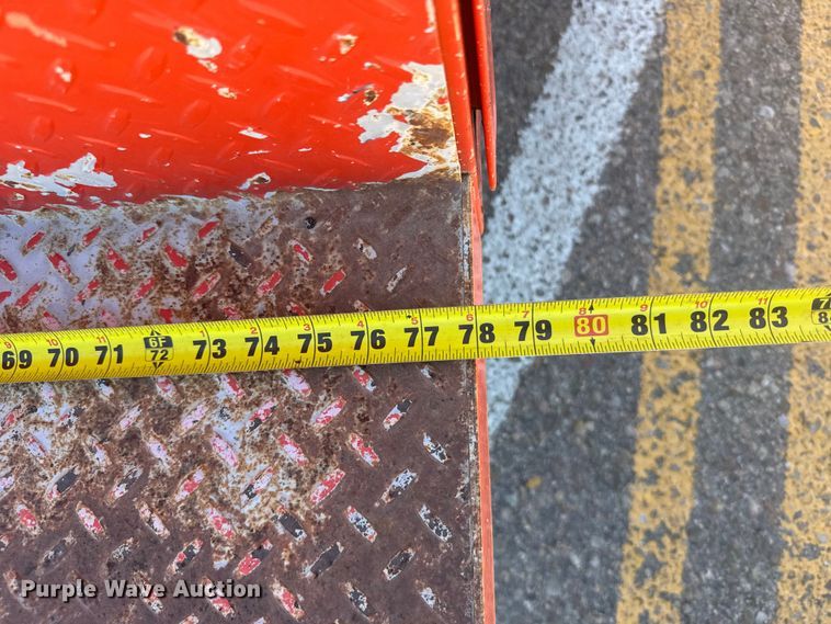 image for item ER2424 2011 Ford F250 Super Duty utility bed pickup truck