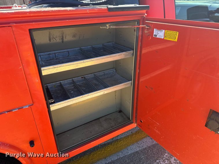 image for item ER2424 2011 Ford F250 Super Duty utility bed pickup truck