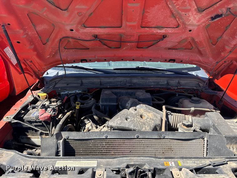 image for item ER2424 2011 Ford F250 Super Duty utility bed pickup truck