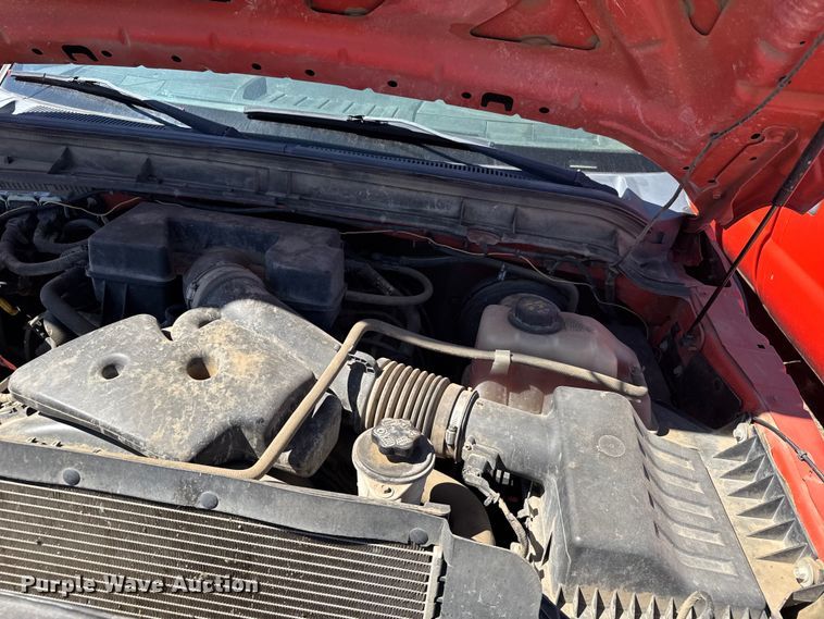 image for item ER2424 2011 Ford F250 Super Duty utility bed pickup truck