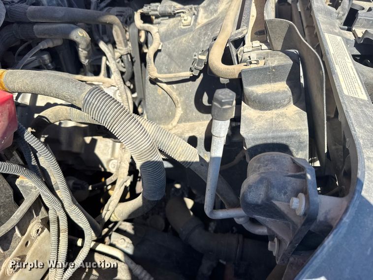 image for item ER2424 2011 Ford F250 Super Duty utility bed pickup truck