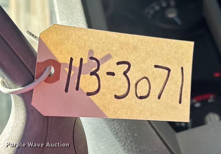 image for item ER2424 2011 Ford F250 Super Duty utility bed pickup truck