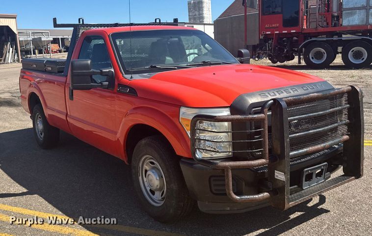 image for item ER2425 2011 Ford F250 Super Duty pickup truck