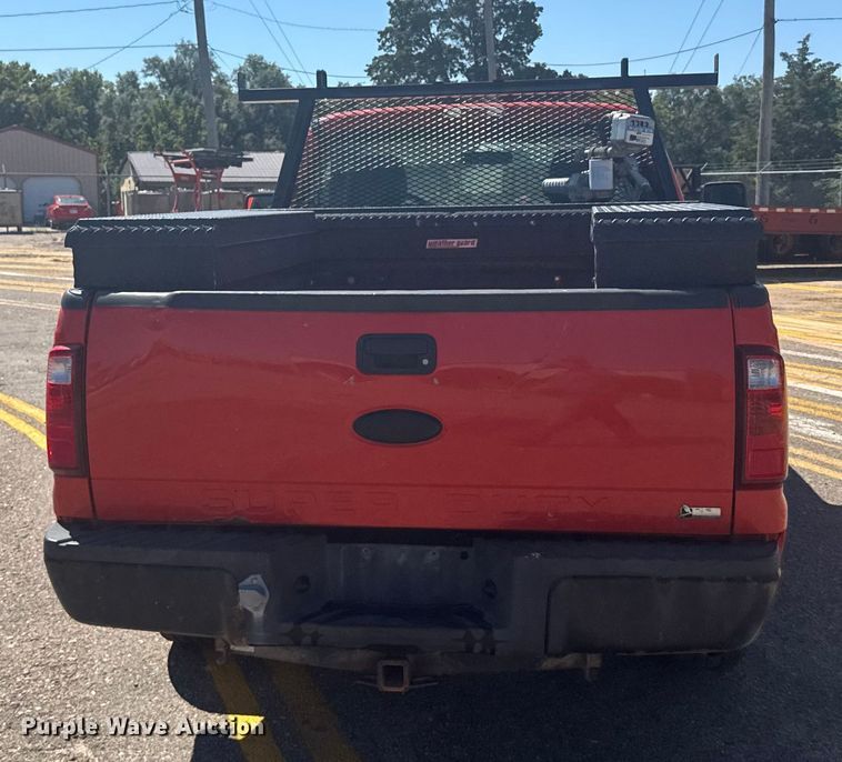 image for item ER2425 2011 Ford F250 Super Duty pickup truck