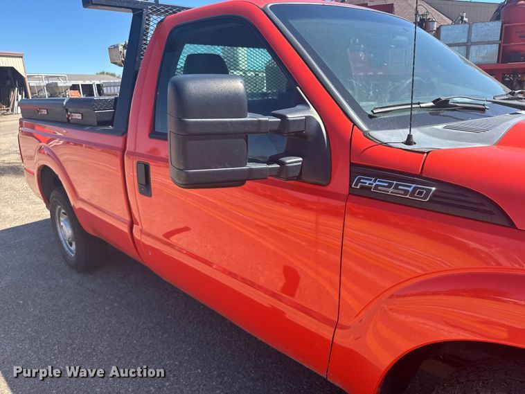 image for item ER2425 2011 Ford F250 Super Duty pickup truck