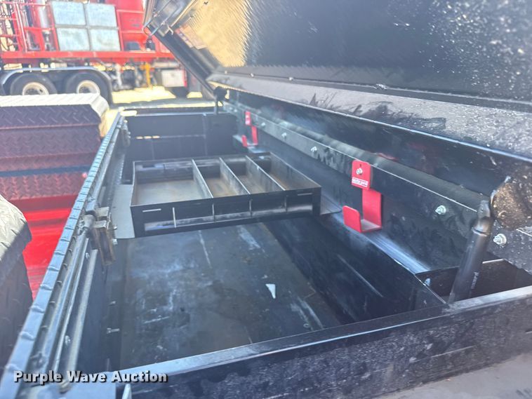 image for item ER2425 2011 Ford F250 Super Duty pickup truck