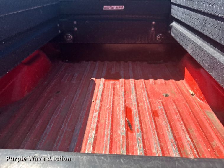 image for item ER2425 2011 Ford F250 Super Duty pickup truck