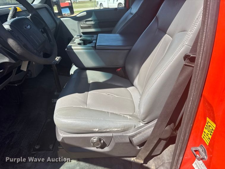 image for item ER2425 2011 Ford F250 Super Duty pickup truck