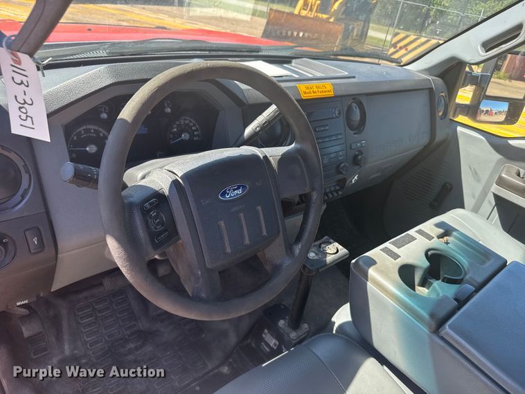 image for item ER2425 2011 Ford F250 Super Duty pickup truck