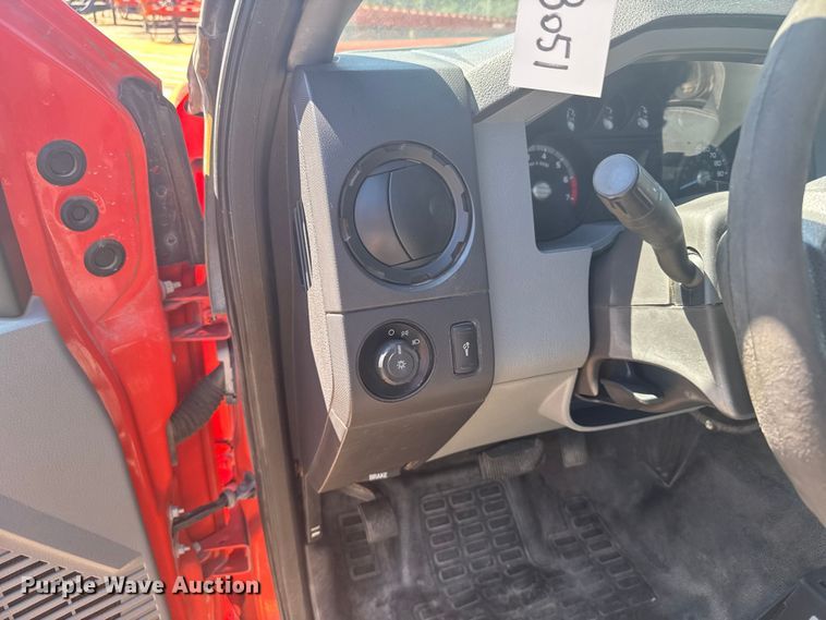 image for item ER2425 2011 Ford F250 Super Duty pickup truck