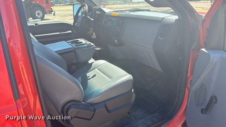 image for item ER2425 2011 Ford F250 Super Duty pickup truck