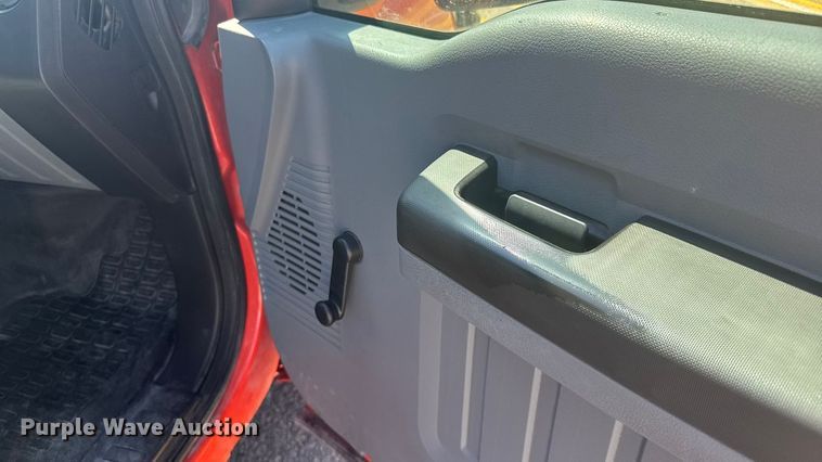 image for item ER2425 2011 Ford F250 Super Duty pickup truck