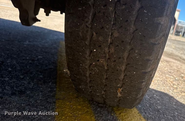 image for item ER2425 2011 Ford F250 Super Duty pickup truck