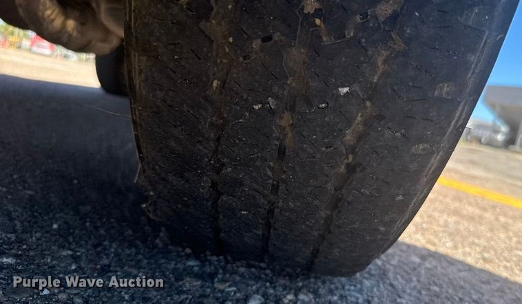 image for item ER2425 2011 Ford F250 Super Duty pickup truck