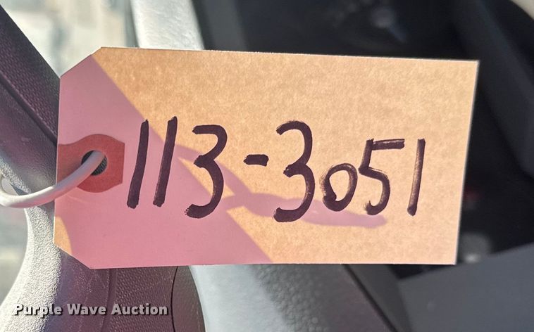 image for item ER2425 2011 Ford F250 Super Duty pickup truck