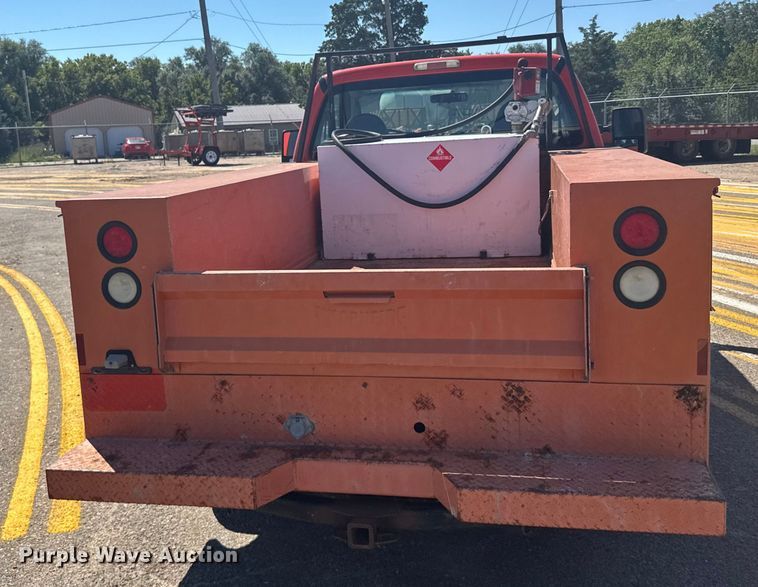 image for item ER2426 2009 Ford F250 Super Duty utility bed pickup truck